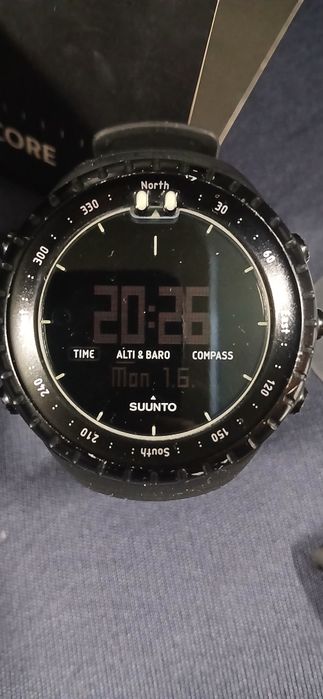 Suunto core all black
