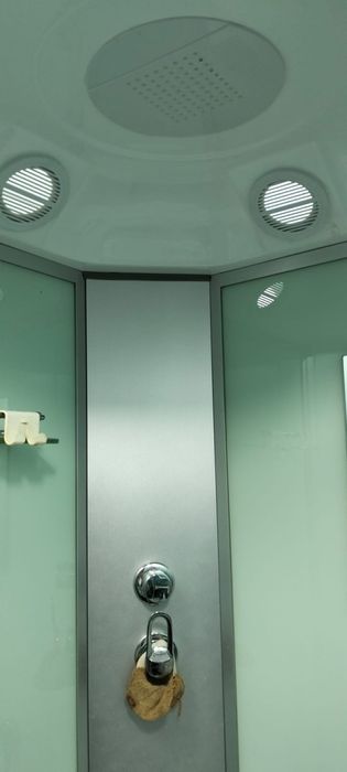 Продам душевую кабинку