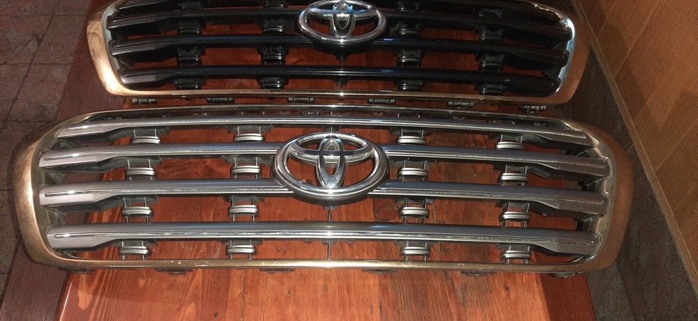 Решётка на toyota lc200