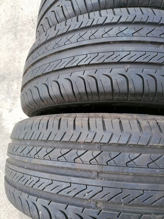 Vând 4 anvelope vară gt radial 205.60.15