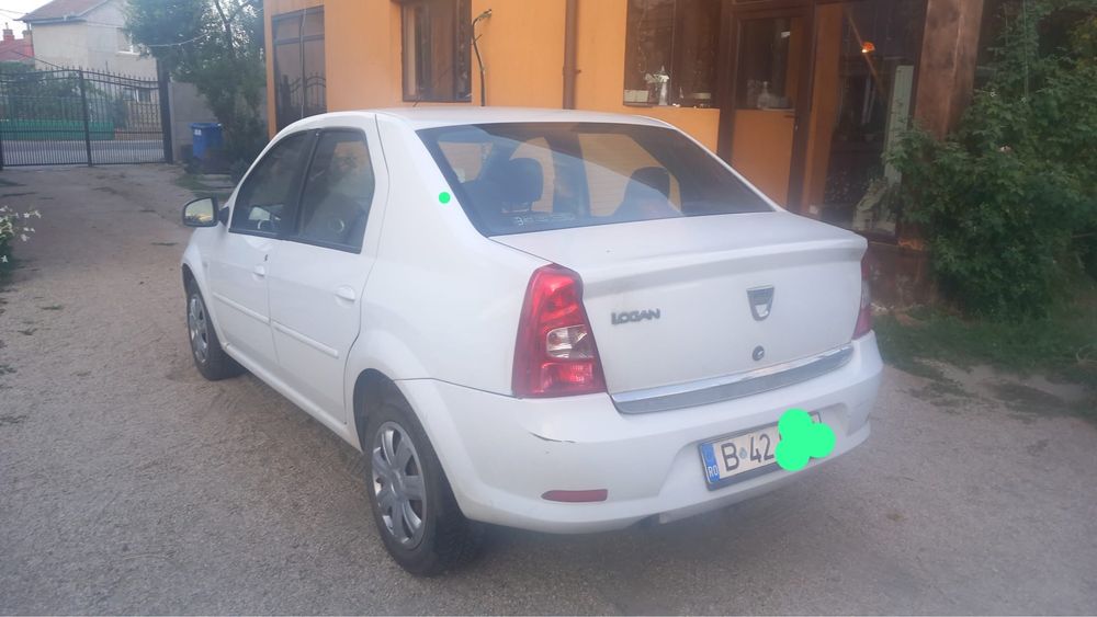 Vand Dacia Logan