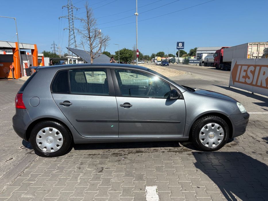 Volkswagen Golf 5 - 1.4 MPI | Distribuție, Suspensie, Frâne NOI | Apple CarPlay | Climă | Acte la zi