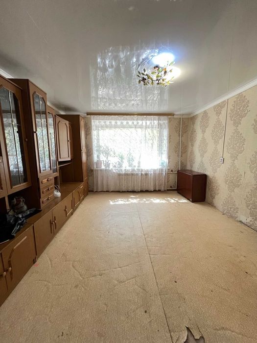 Продам 1 комн кв 12мкр Бывшее МСО