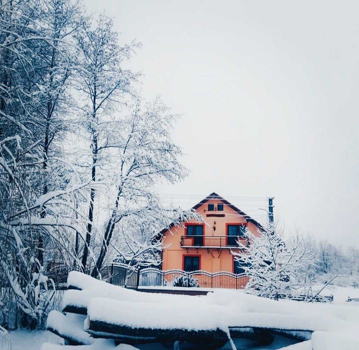 Casa de  vacanta /Cabana Revelion, Porumbacu, Sibiu  LIBERA !!!