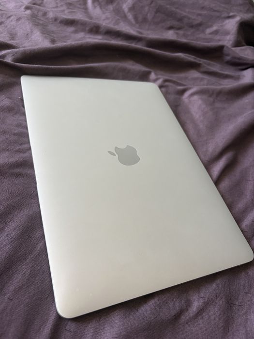 Macbook Air M1 8/256