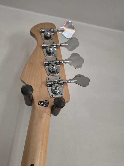 chitara bass vintage jazz HB