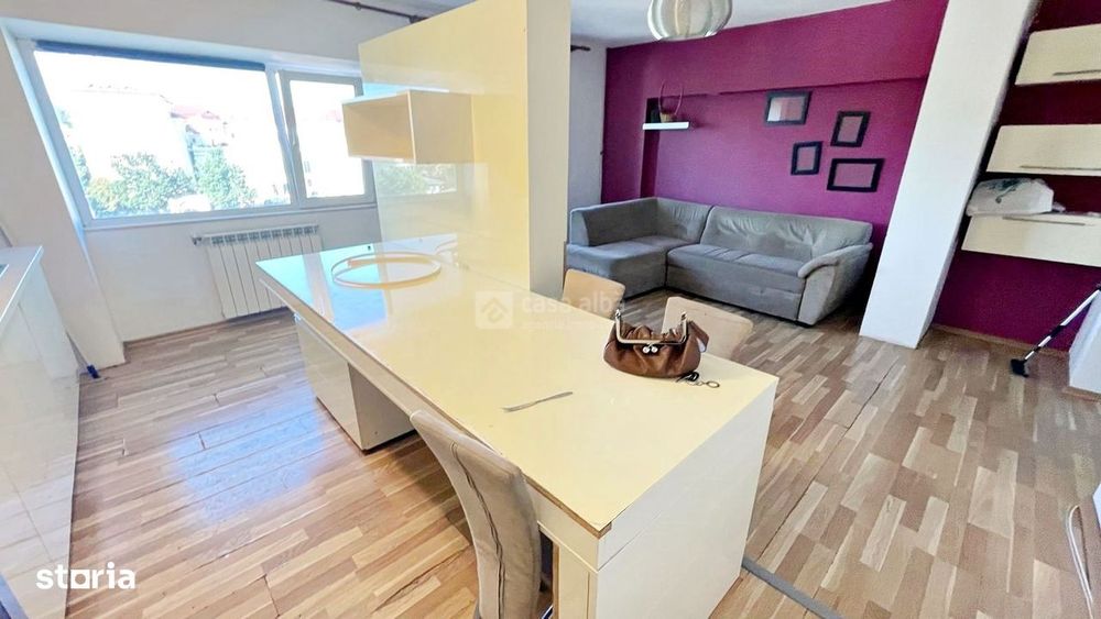 Independentei - vis-a-vis UMF, 3 camere mobilat si utilat