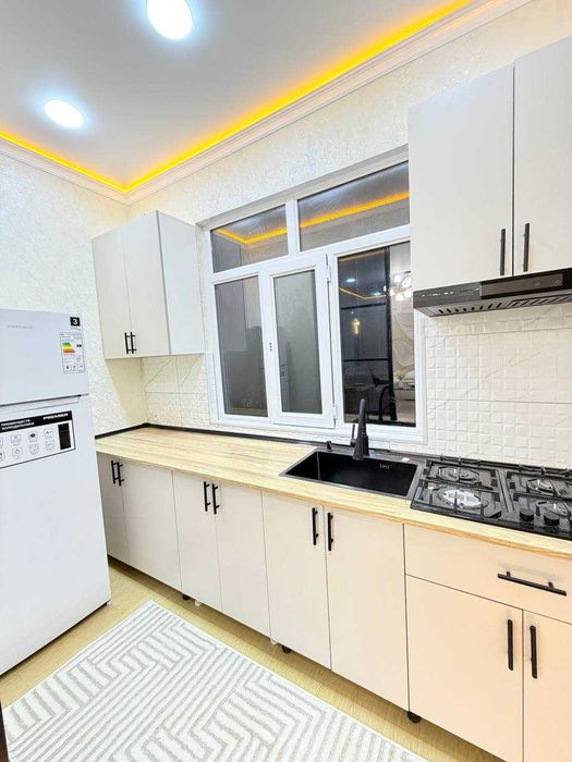 продается квартира 2в3/4/4  Чилонзар 10