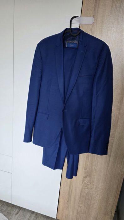 НАМАЛЕНИЕ Мьжки костюм Carducci - размер 52 (slim fit)