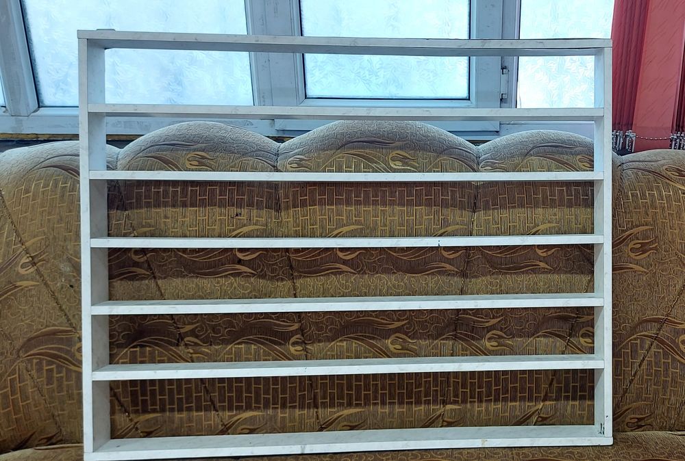 Полки      хорошие