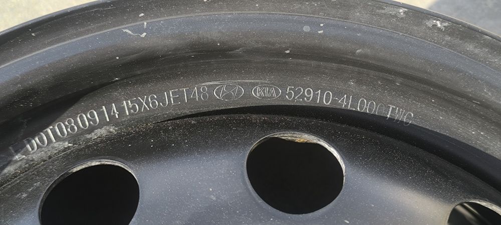 Диск штампованный R15
