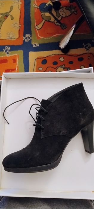 Botine cu toc Pierre Cardin