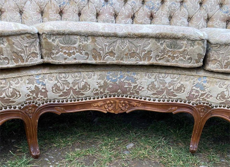 Canapea cu fotolii si masuta Ludovic VI