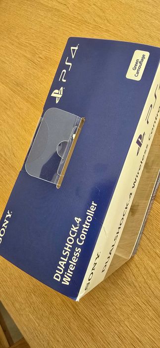 Безжични контролери DUALSHOCK®4 - PlayStation