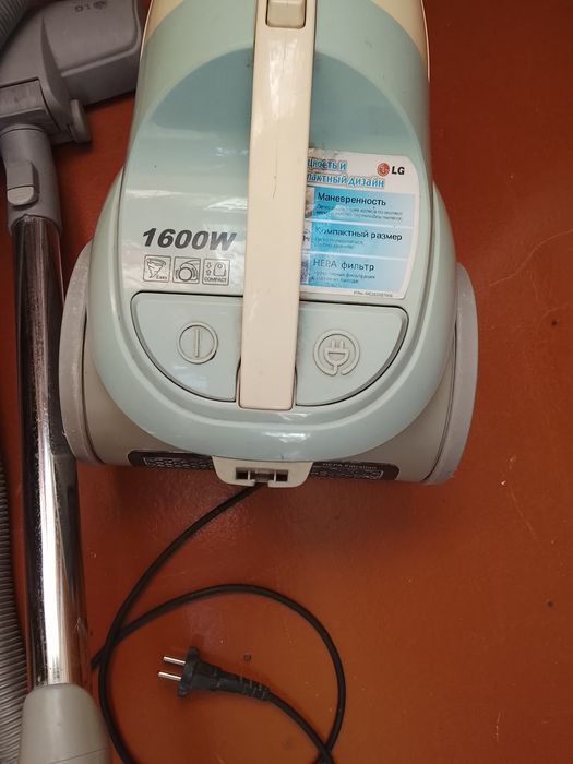 Продам пылесос  LG