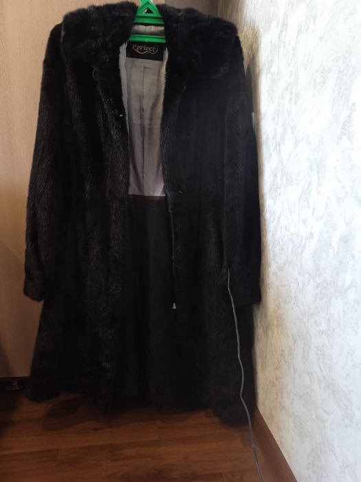 Продам норковую шубу