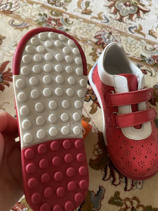 Обувь детская разных размеров