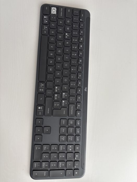 Vand Tastatura Logitech K950