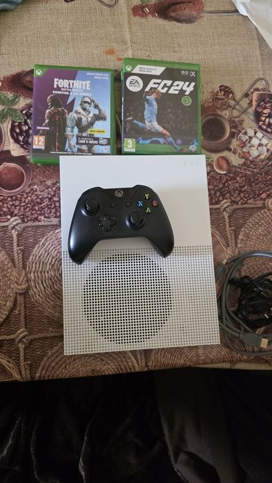 Xbox One S Slim 1 TB Konsole 1000 GB