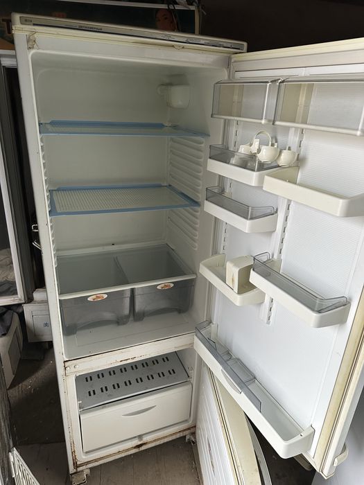 Жасап тұрған Холодильник сатылады.