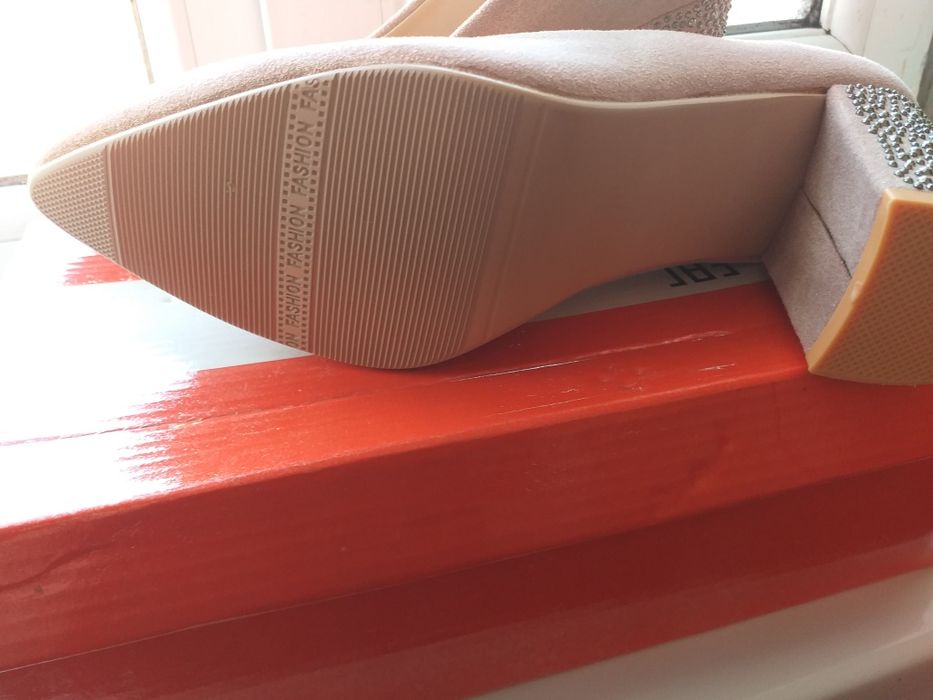 Туфли  новый размер 38