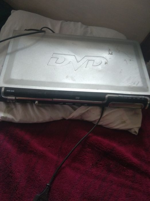 Продам ДВД нерабочий.