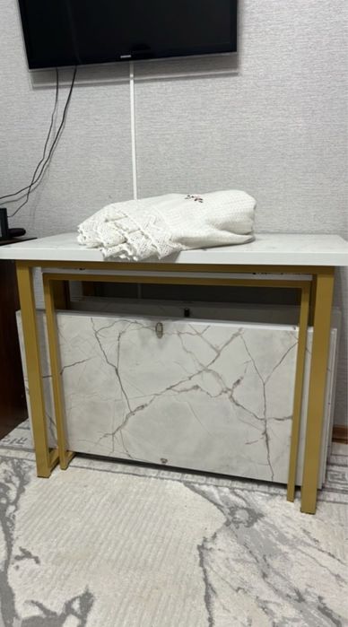 В продаже столы трансформеры