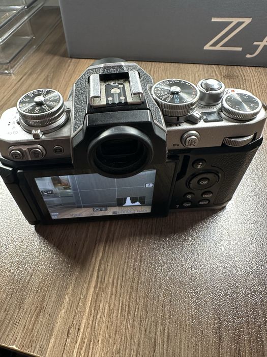 Nikon Z fc + 16-50mm + 7Artisans 35mm F1.4 + Godox – като нов