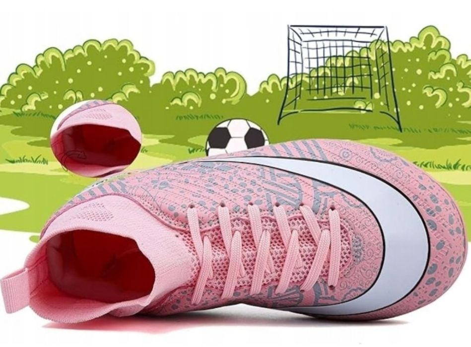 Ghete de fotbal,roz ,piele ecologica,masura 32,34 si 36