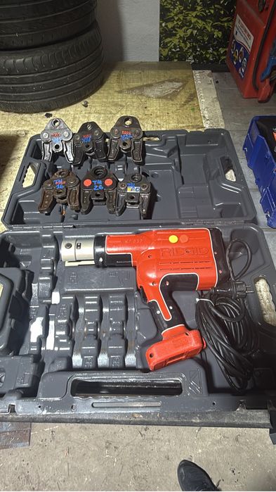 Ridgid presa sertizat pex teava cupru geberit rothenberger rems