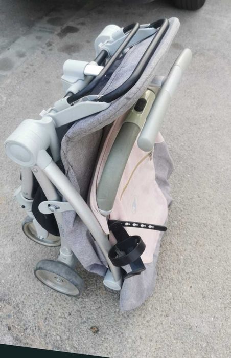 Carucior sport pliabil