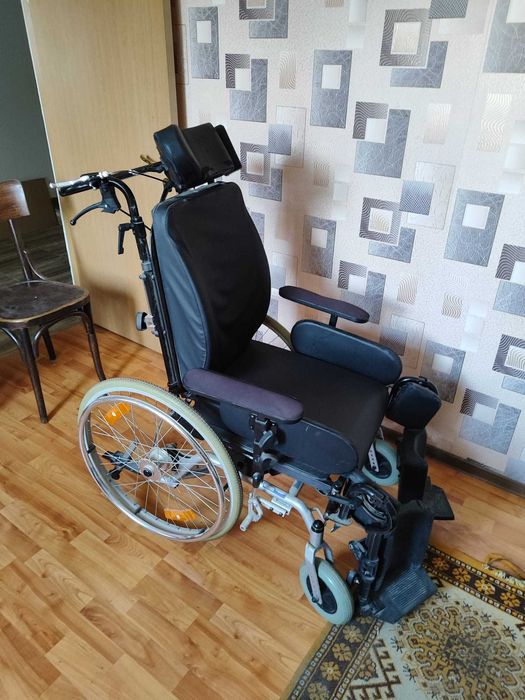 Scaun/fotoliu cu rotile