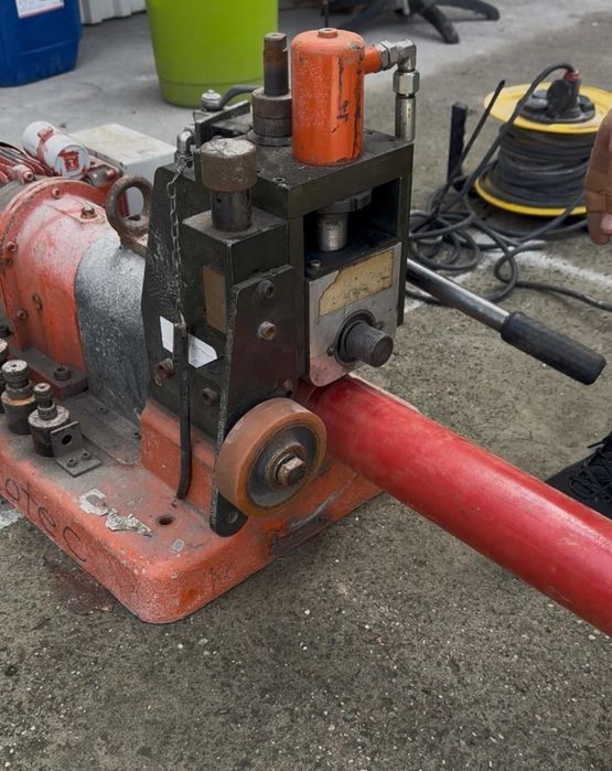 Rems cento due dispozitiv de tăiat țeavă metalică