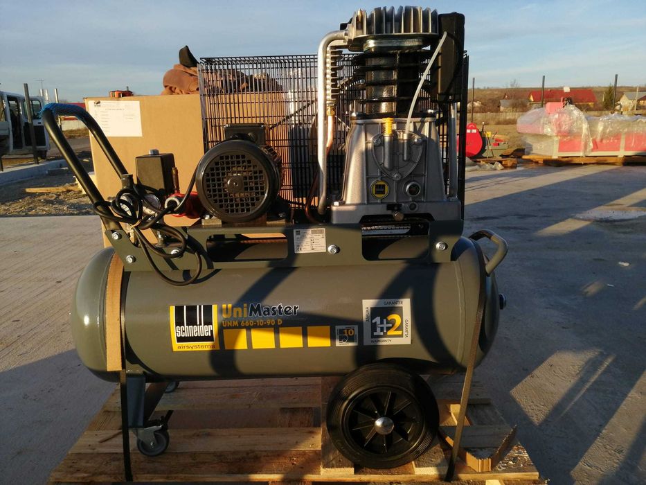 Compresor mobil cu piston Schneider