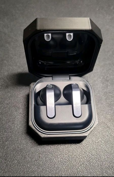Продам чехол для galaxy buds 4/4 pro