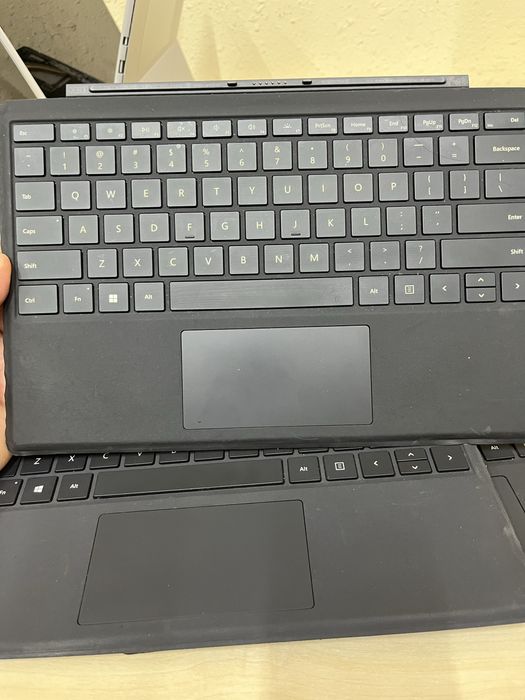 Type cover Surface Pro клавиатура с подсветкой оригинал microsoft