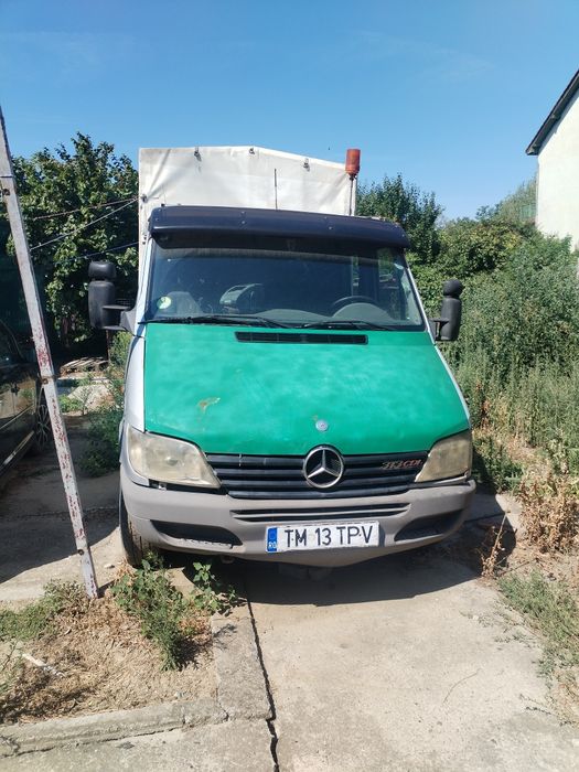 Vînd mercedes sprinter 2001 cu lift 750kg cabină 7 persoane