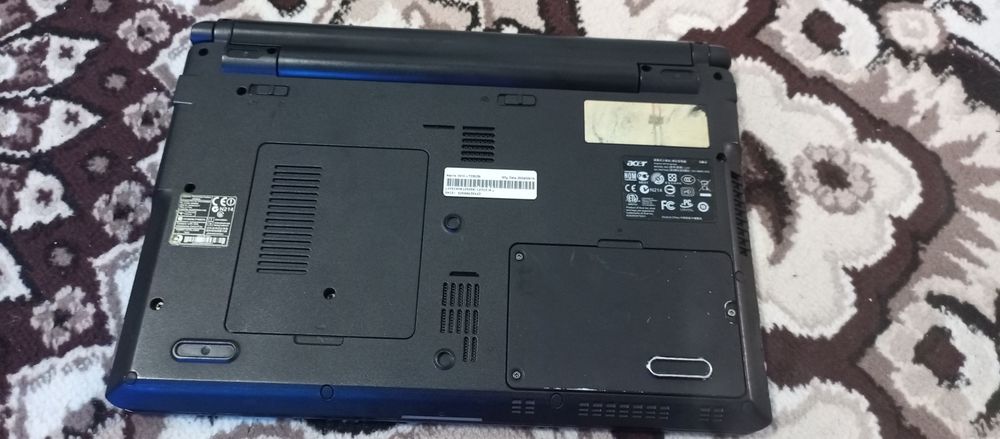 Ноутбук Асер сотилади