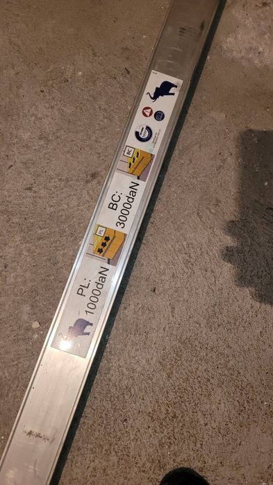 Bară  fixare marfă