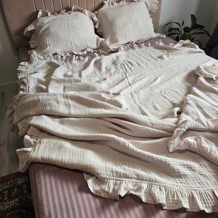 Vand Muselina pentru Lenjerii de pat 75 ron /ml, latimea 2,4 ml