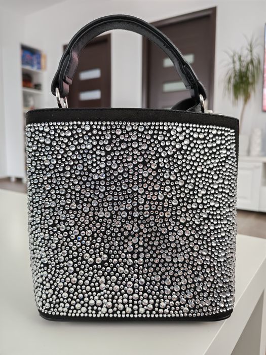 Vând geantă de damă