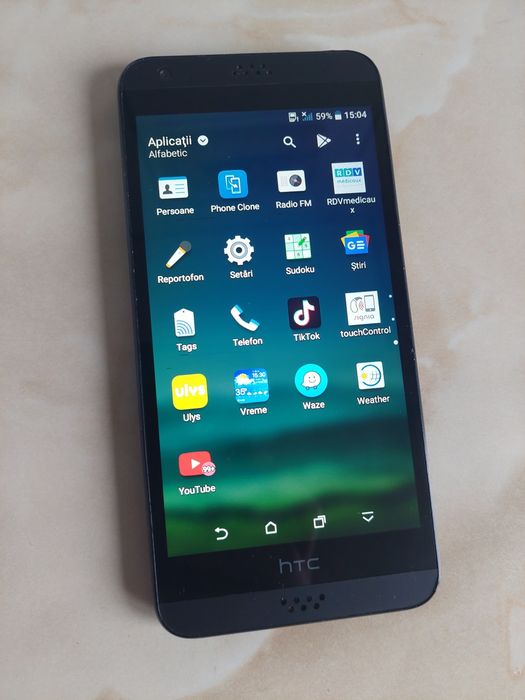 Vând HTC Desire 530 impecabil și perfect funcțional //poze reale