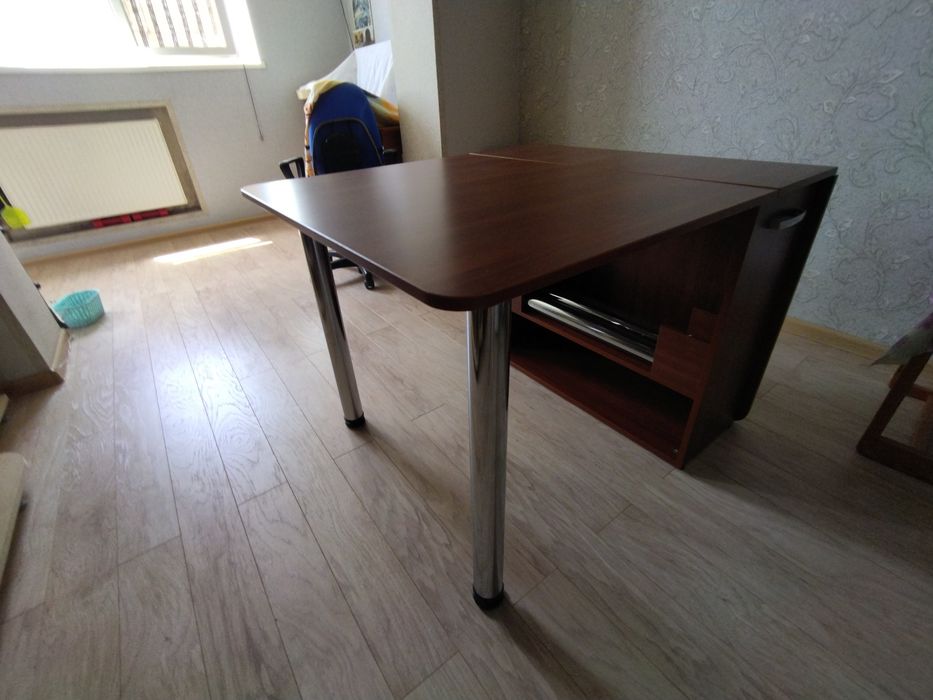 Стол книжка длинный