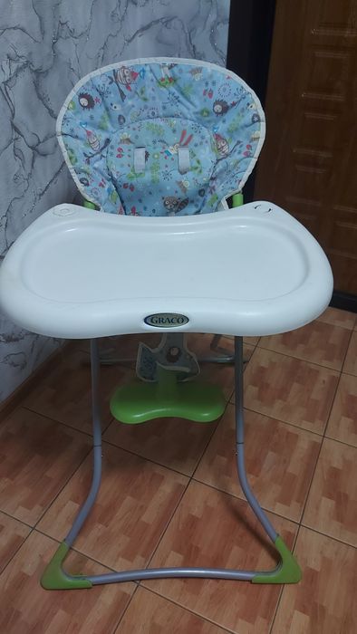 Продам детский столик