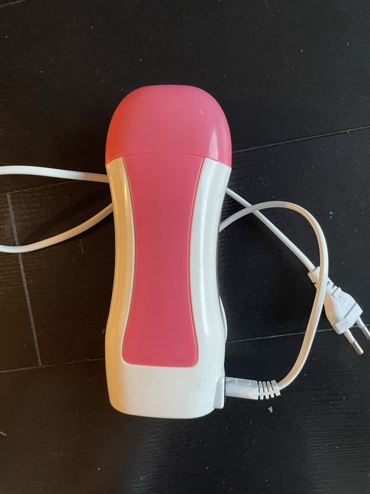 Aparat pentru epilat cu ceara