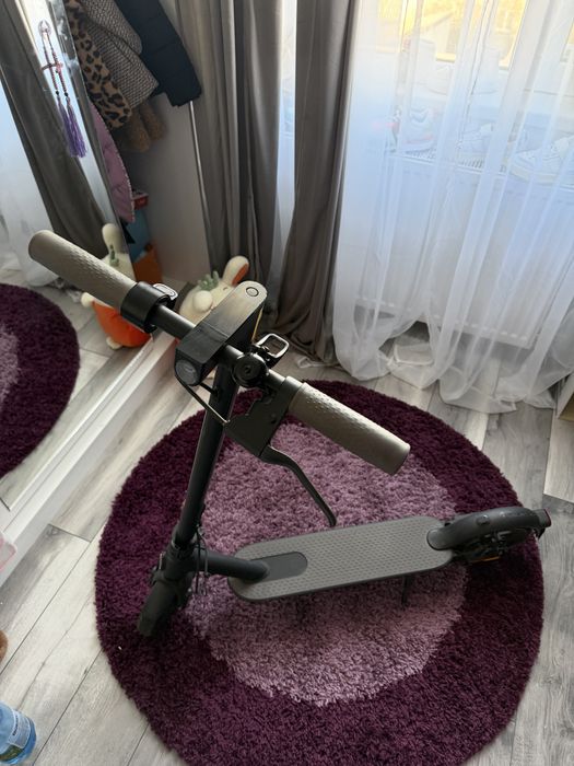 Trotineta xiaomi mi  stare foarte buna
