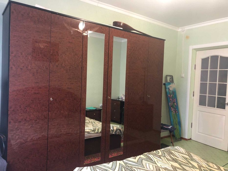 срочно продается спальний гарнитур