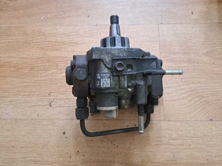 Pompa Inalta Presiune Pompa Injectie Toyota Rav 4 2 Land Cruiser Hilux 2.0 D-4D 3.0 D-4D Denso 22100-30050