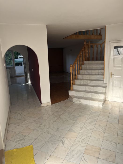 Casa de vanzare -duplex