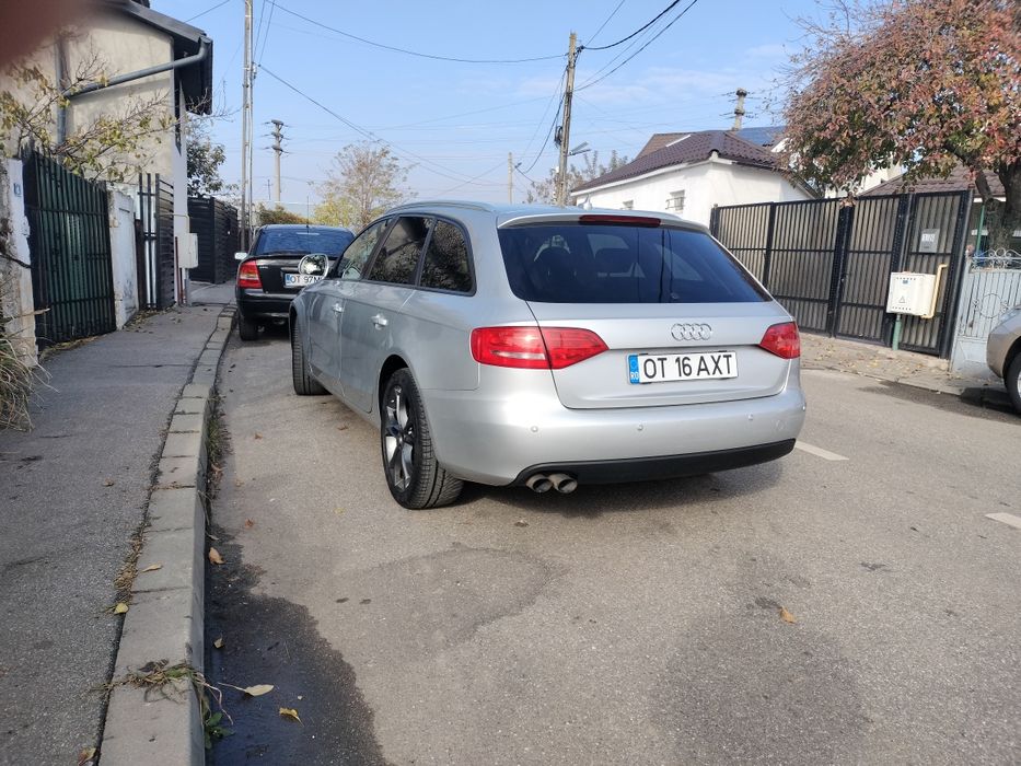 Vând -Schimb Audi A4 B8